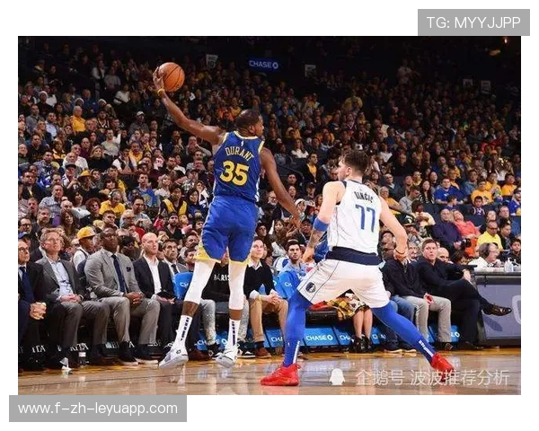 勇士战术日程:和节奏结合的外线跑位被重点研究